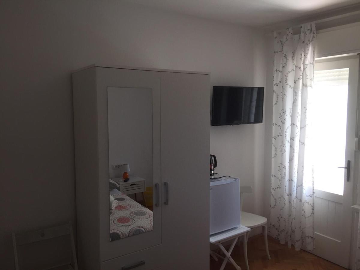Apartman I Sobe Marijana Раб Екстер'єр фото